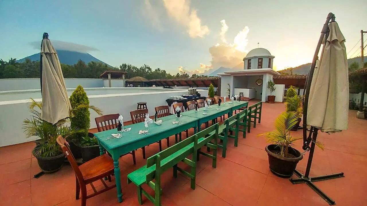 El Carmen Suites Antigua 3*,